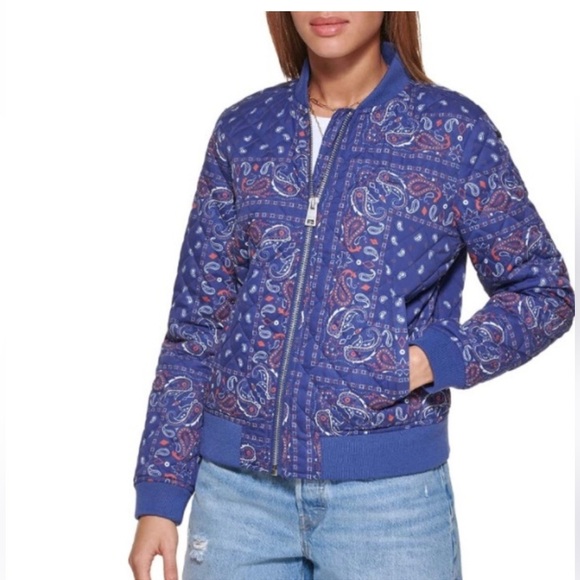 Levi's Diamond Quilted Bomber Jacket in Blue & Red Paisley Womens Size M NWT - Picture 1 of 16